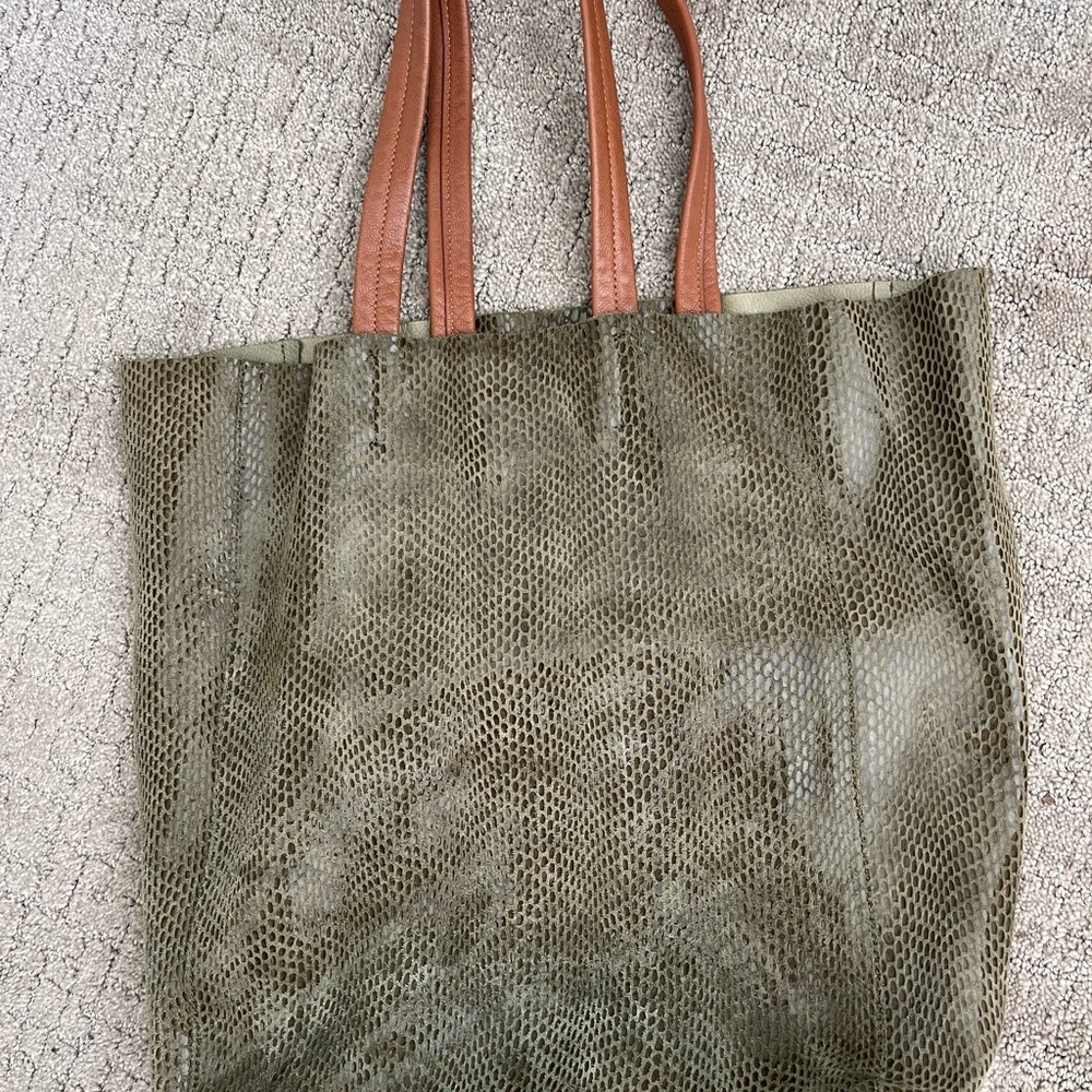 Like new suede sorial tote… beautiful green snakeskin color